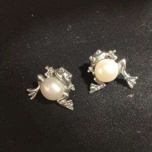 Silver Frog Pearl (Faux)  Earrings